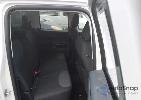 2024 Ford Maverick Xl z USA, uszkodzony, nr VIN 3FTTW8A36RRA77665